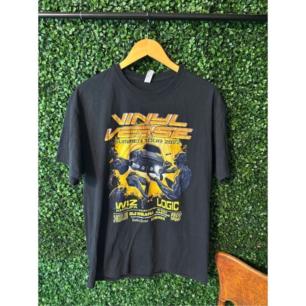 Vinyl Verse Summer Tour Tshirt Wiz Khalifa Logic Size Large